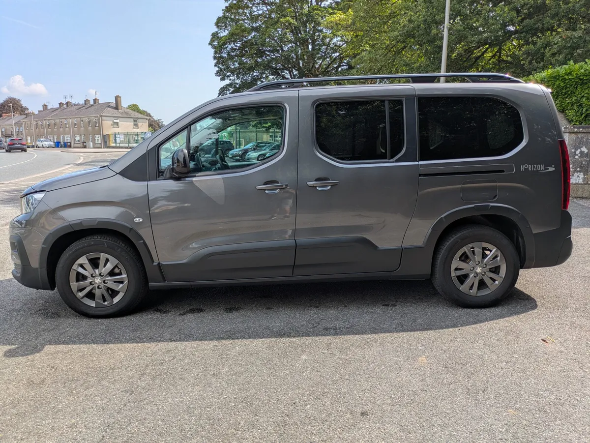 Wheelchair Accessible 2023 Peugeot Rifter LWB - Image 3
