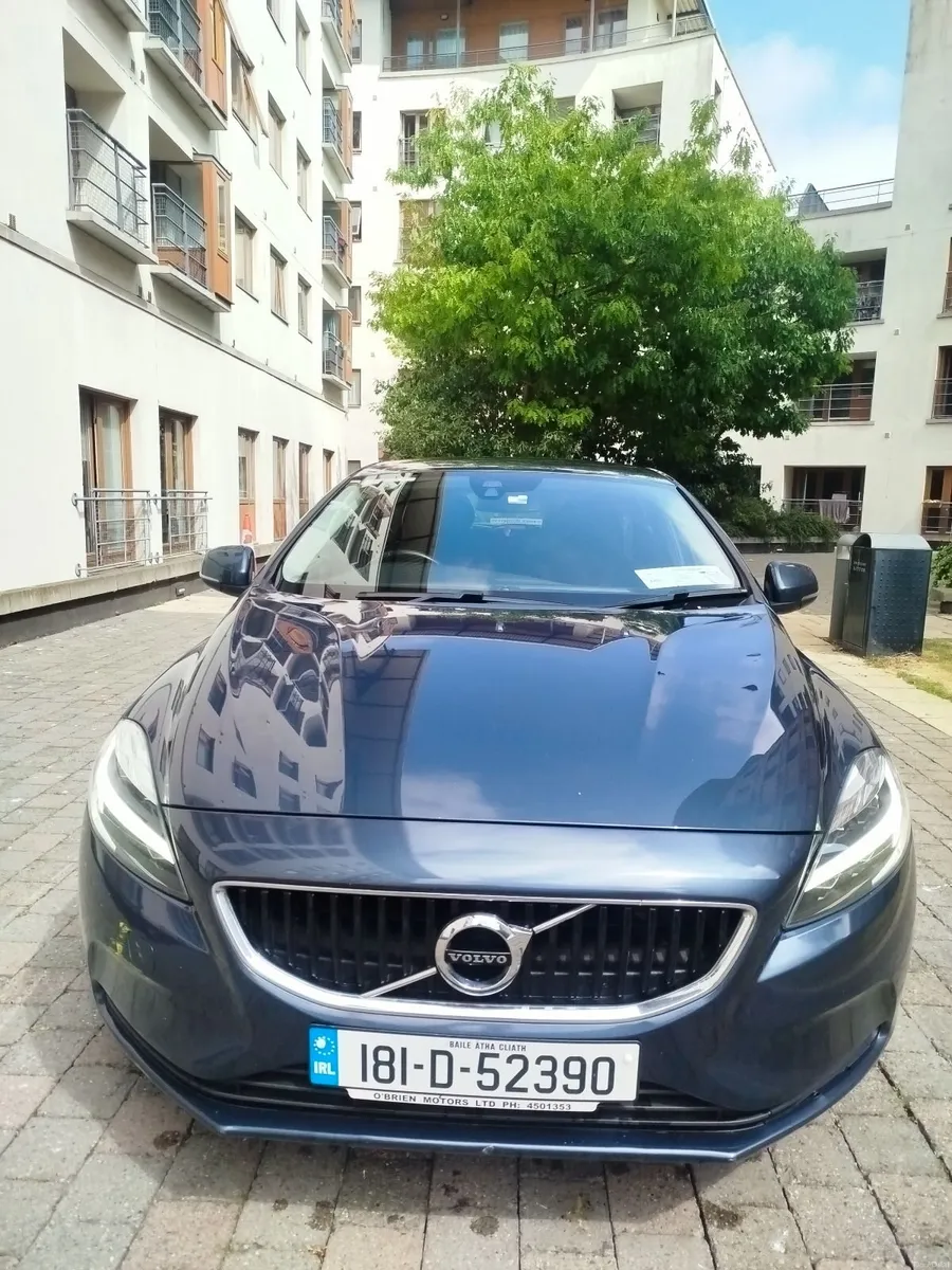 Volvo V40 2018 - Freshly NCT'ed. Car Tax 190 PA - Image 2