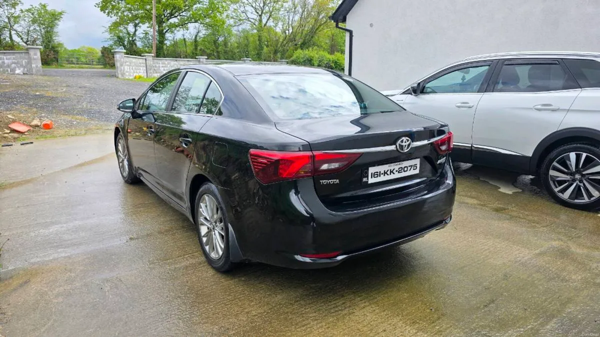 Toyota Avensis - Image 3