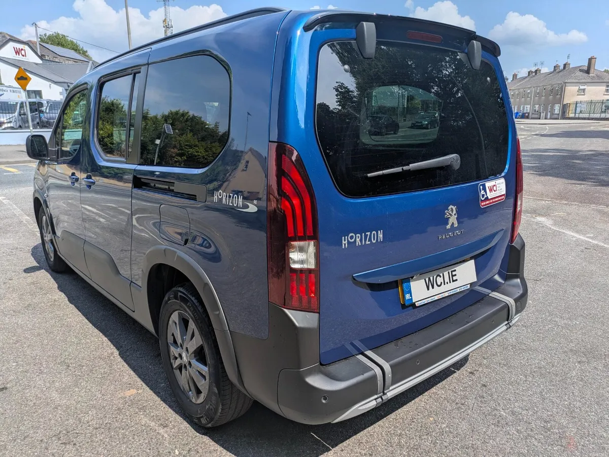 Peugeot Rifter 2024 LWB Wheelchair Accessible - Image 5