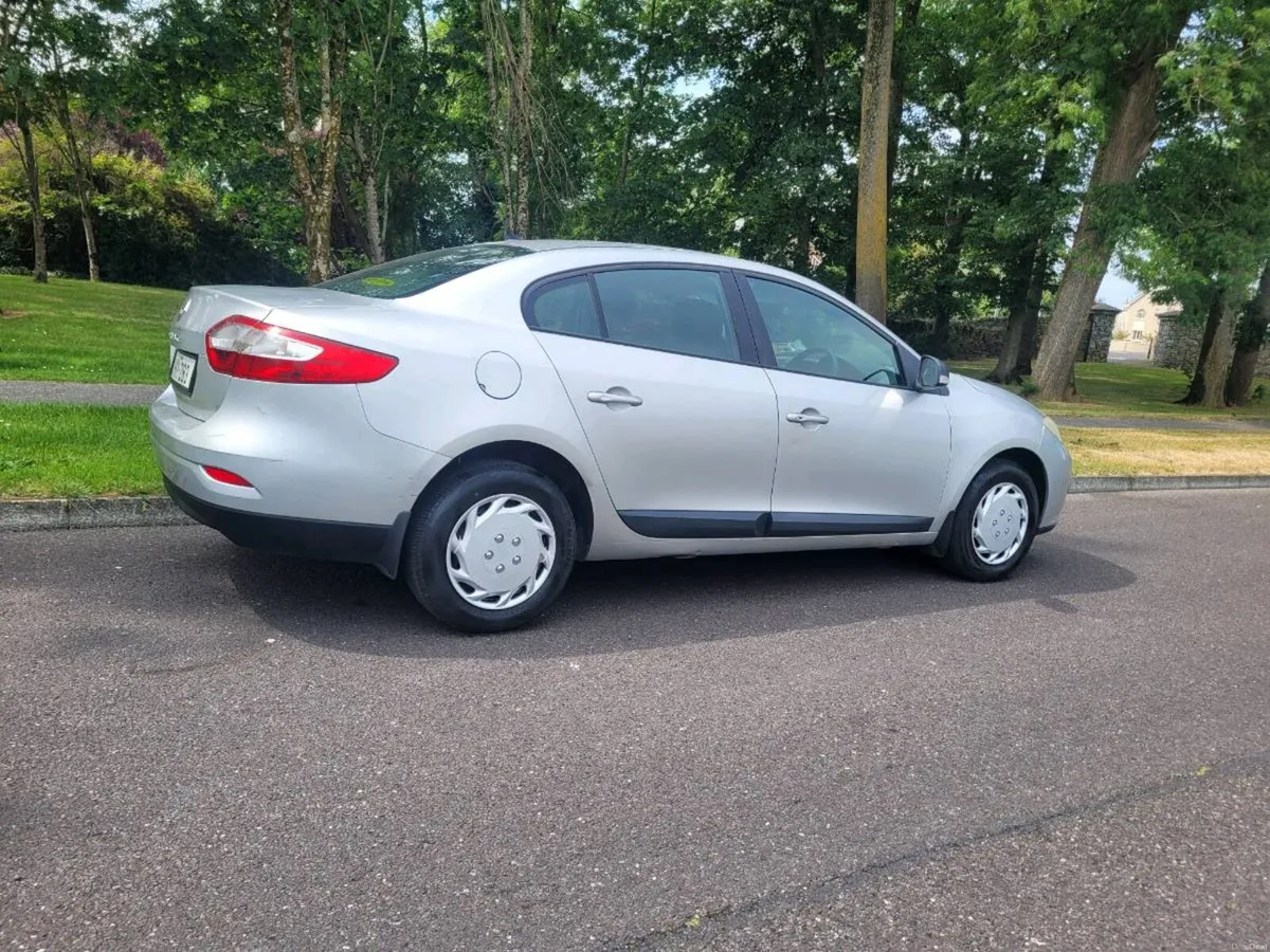 CLEAN 2011 RENAULT FLUENCE NEW NCT. 7/27. - Image 3