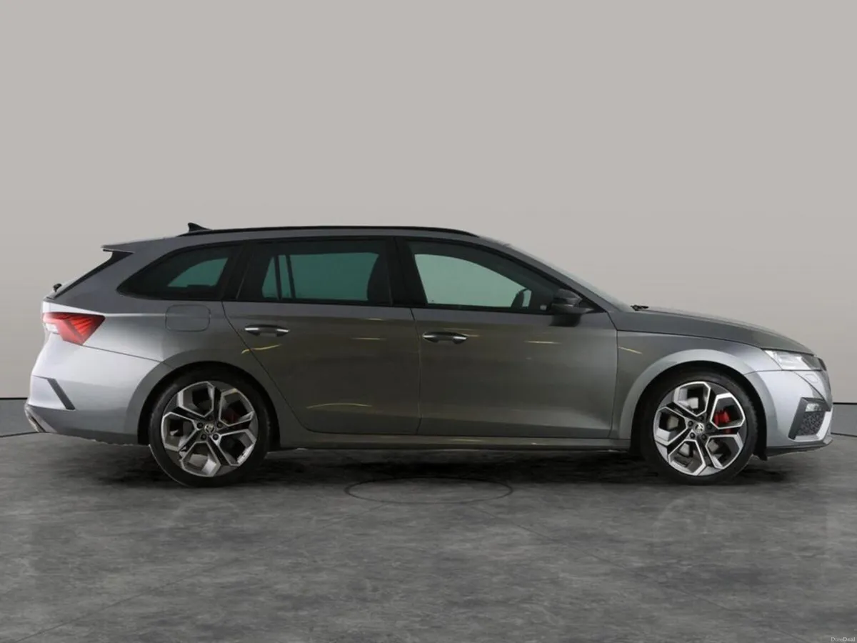 241 Skoda Octavia VRS - Image 1