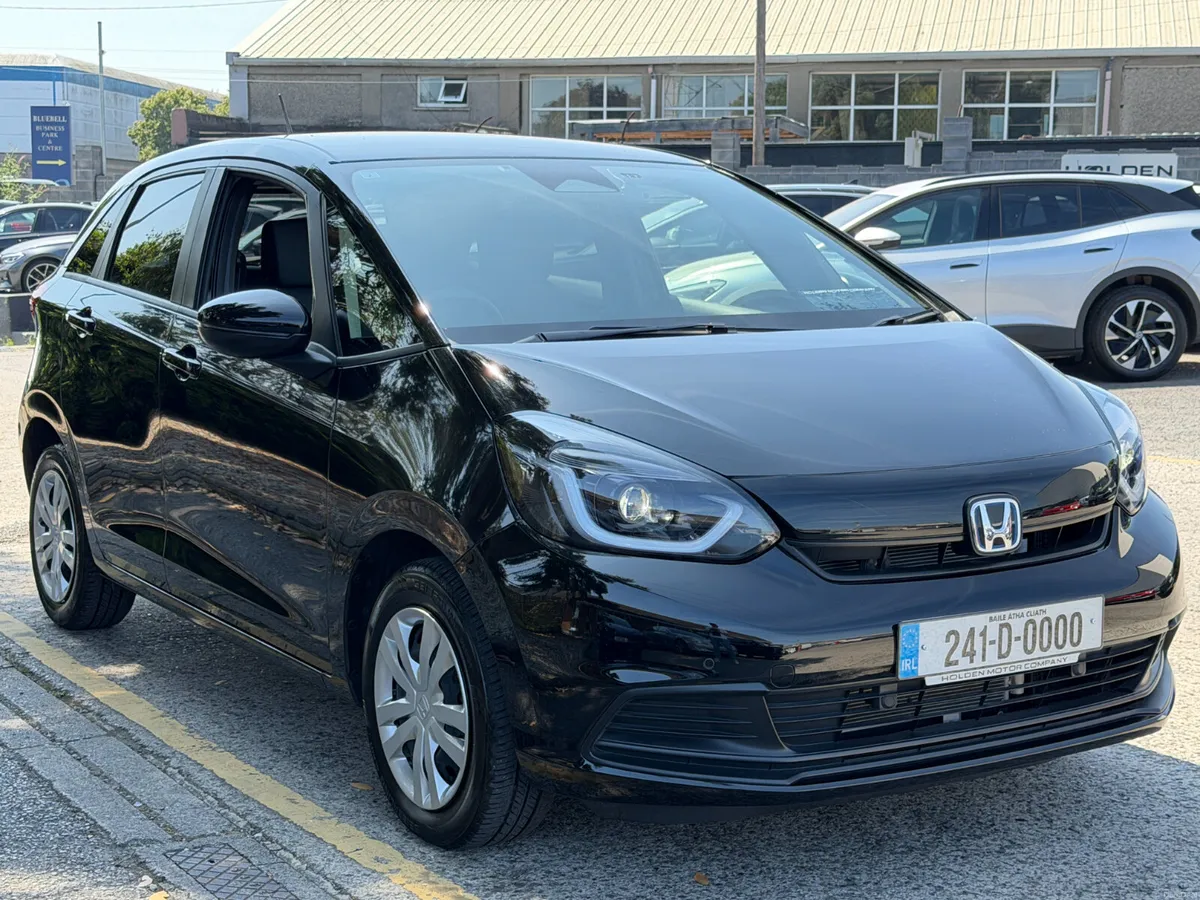 2024 Honda Fit. LOW MILES. HONDA SENSING - Image 5
