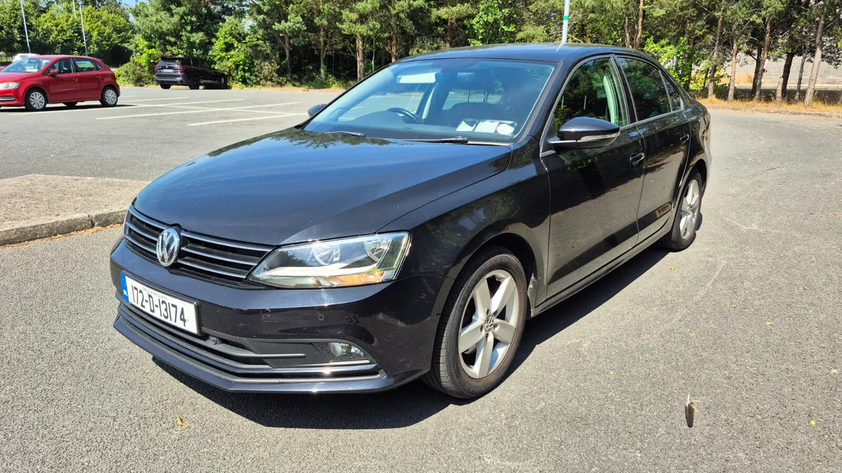 172 Volkswagen Jetta 2.0TDI LOW KM - Image 3