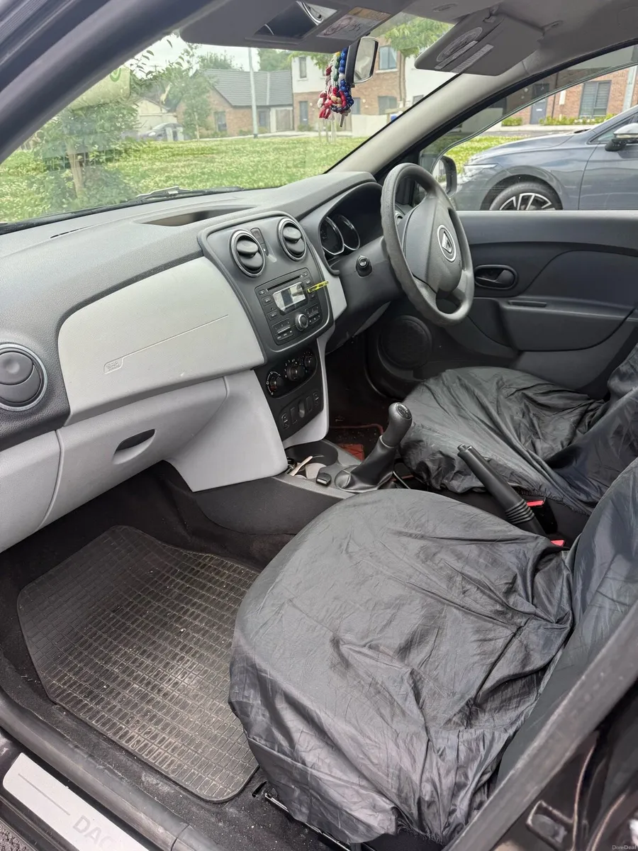 Dacia sandero - Image 4