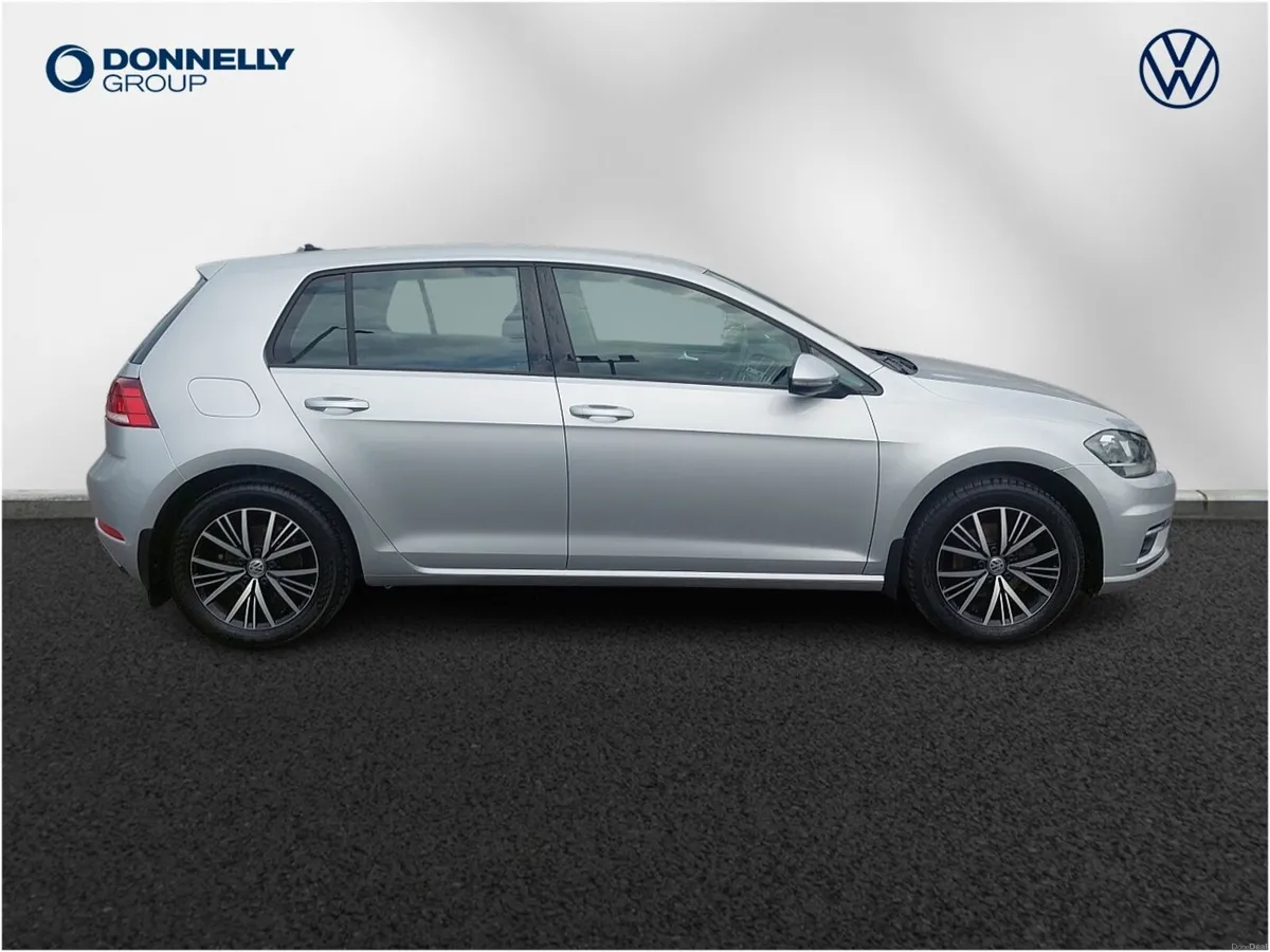Volkswagen Golf Diesel Hatchback SE - Image 4