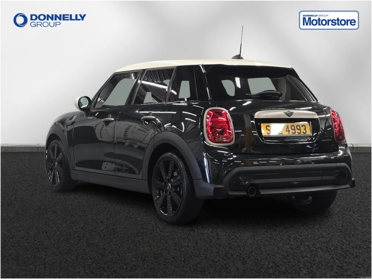 MINI HATCHBACK Special Editions Cooper Resolute Ed - Image 2