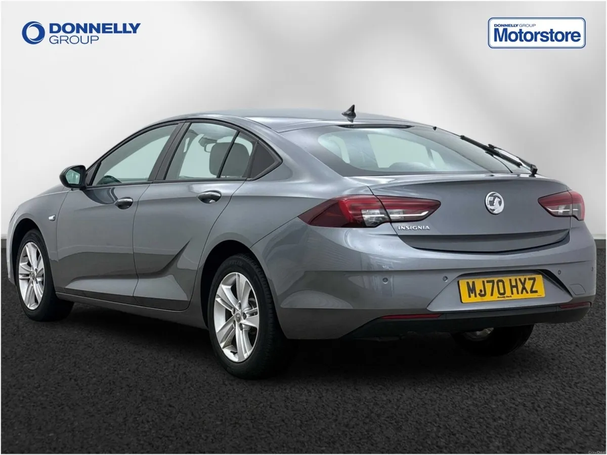 Vauxhall Insignia Diesel Grand Sport SE Nav - Image 3