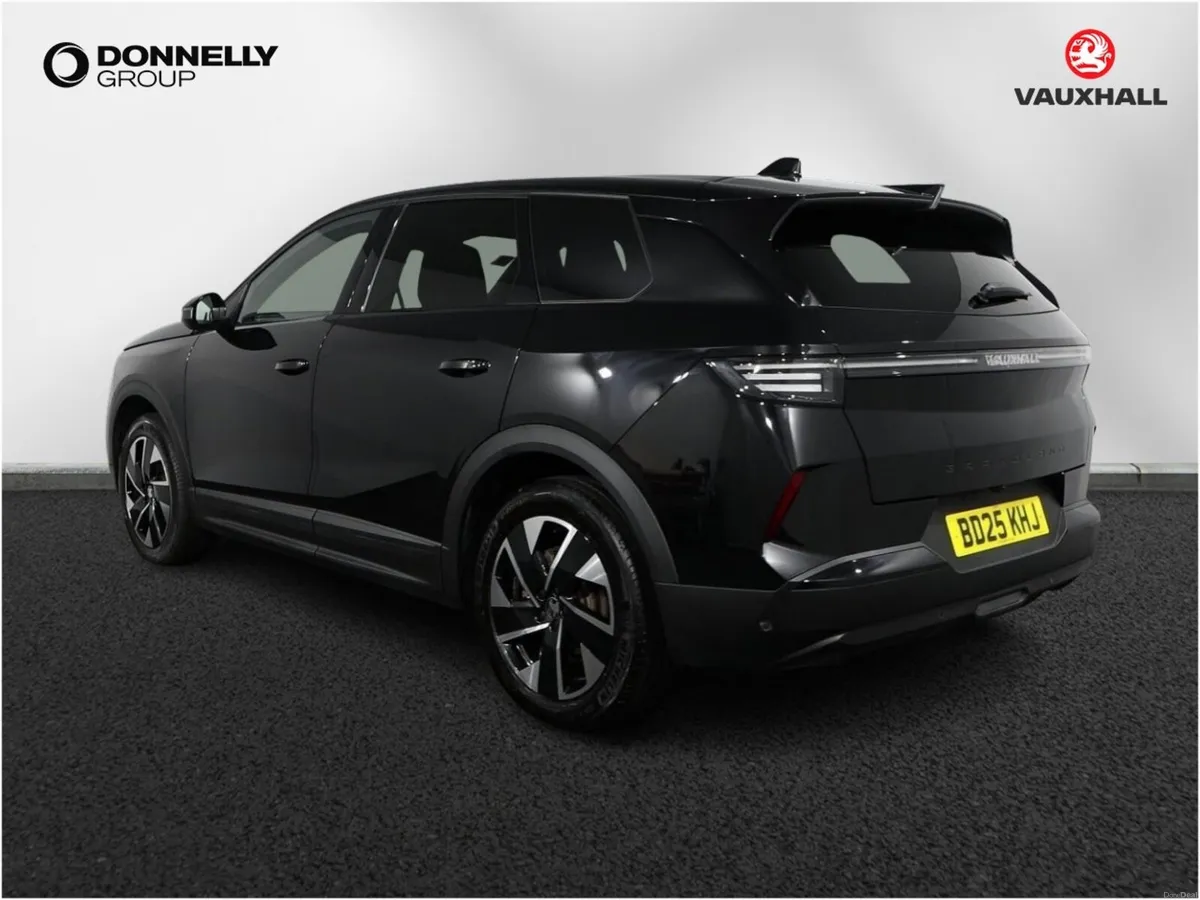 Vauxhall Grandland Hatchback Ultimate - Image 2