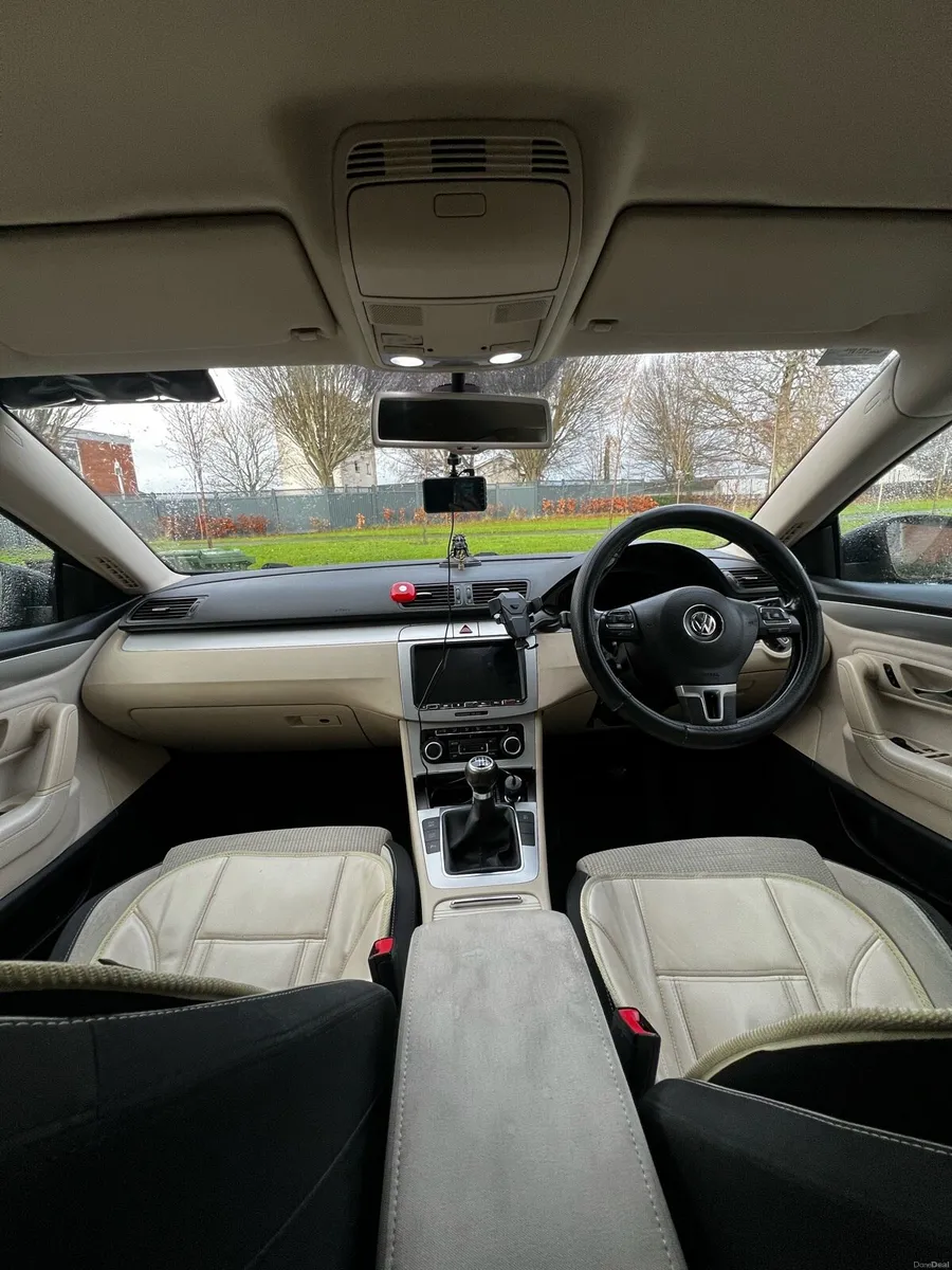 Car - Image 5