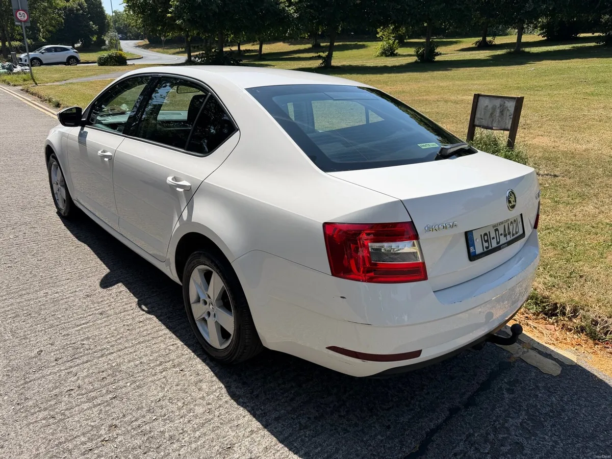 2019 Skoda Octavia 1.6 TDI 1 Owner NCT 06/27 - Image 4