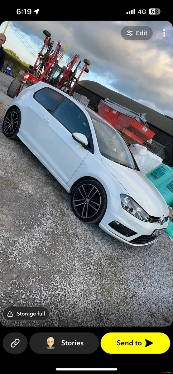 Volkswagen Golf R-Line - Image 1