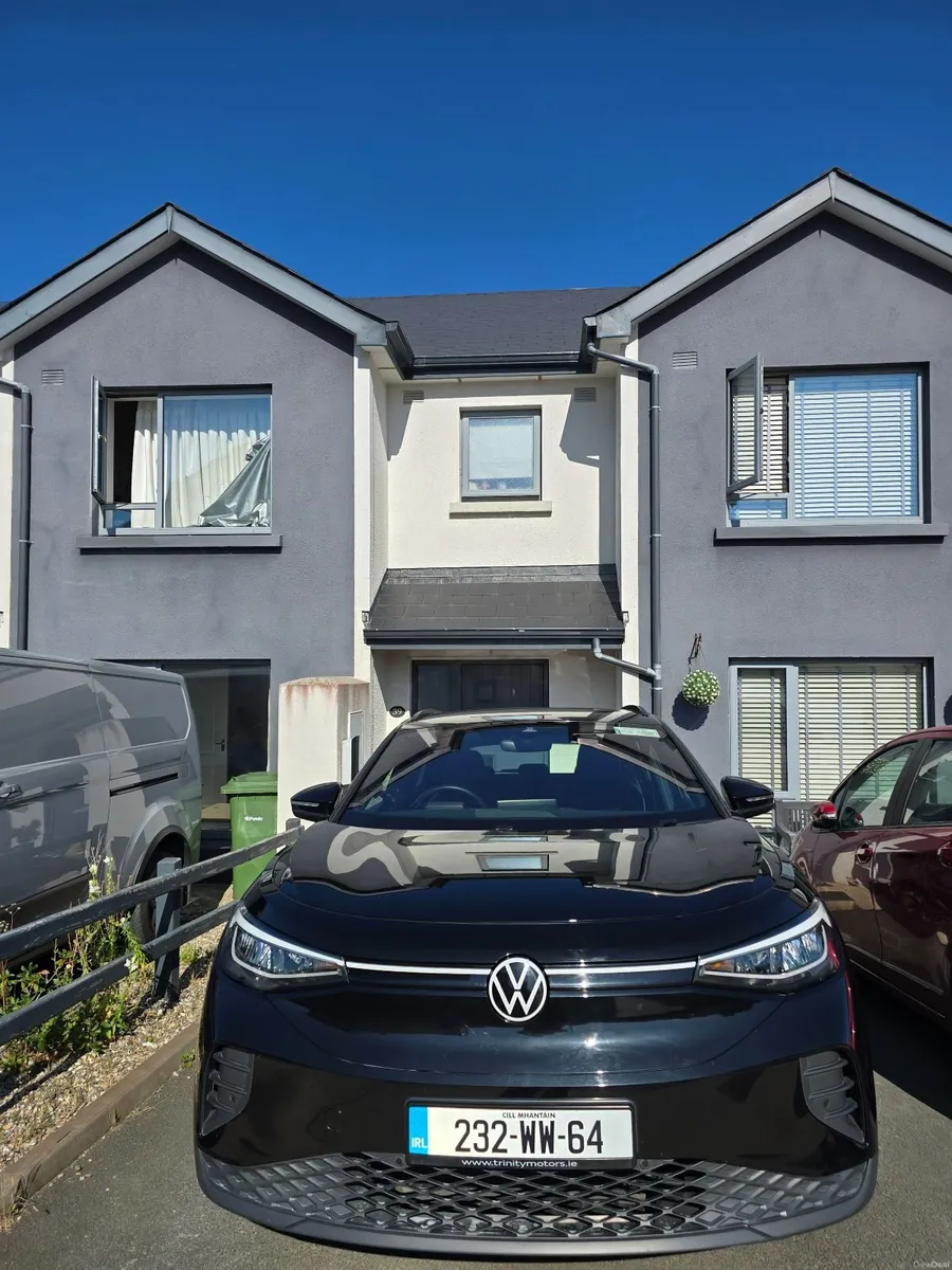Volkswagen ID.4 2023 - Image 2
