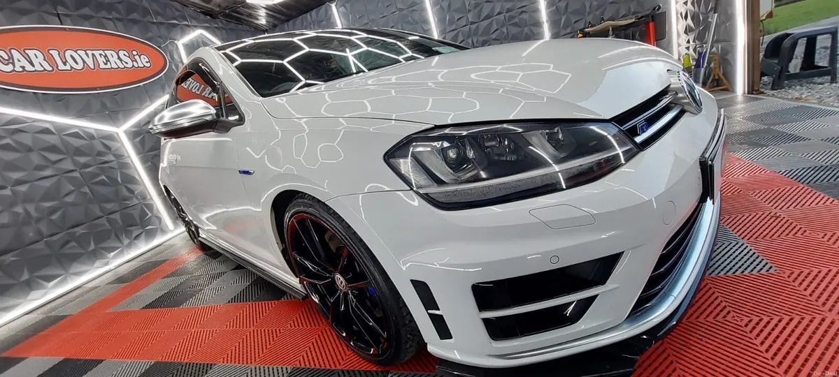 Vw golf R, 3dr, dsg 400bhp - Image 3