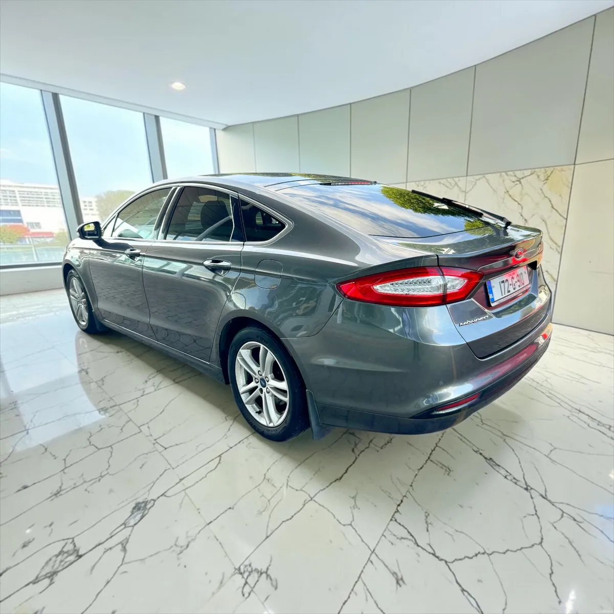 2017 Ford Mondeo 1.5TDCi 120PS Titanium - Image 2