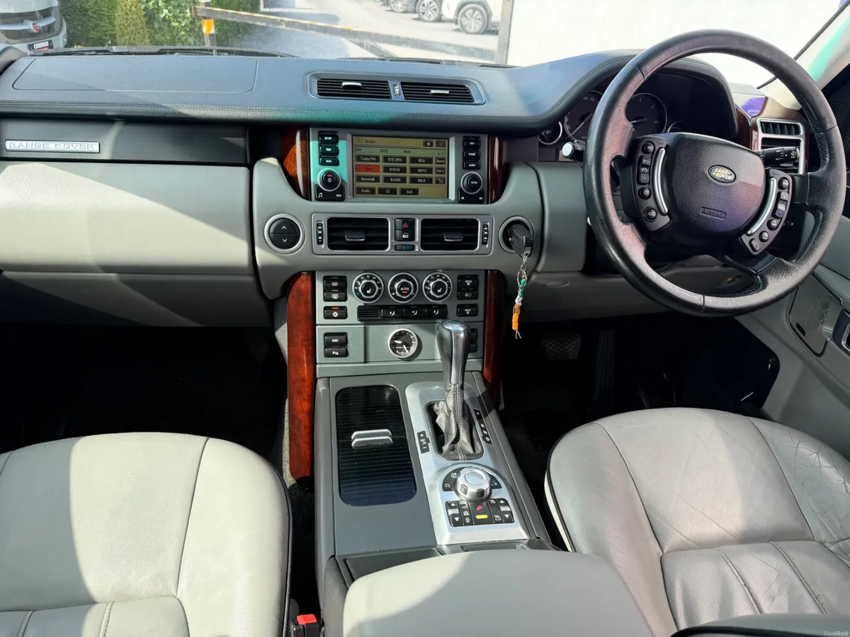 2009 RANGE ROVER 3.6 TDV8 HSE 5 SEAT CREW CAB - Image 6