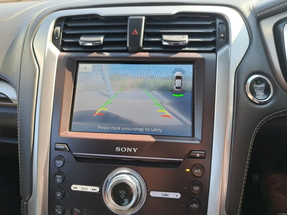 Ford Mondeo 2.0 TDCi 150PS Vignale Powershift - Image 6
