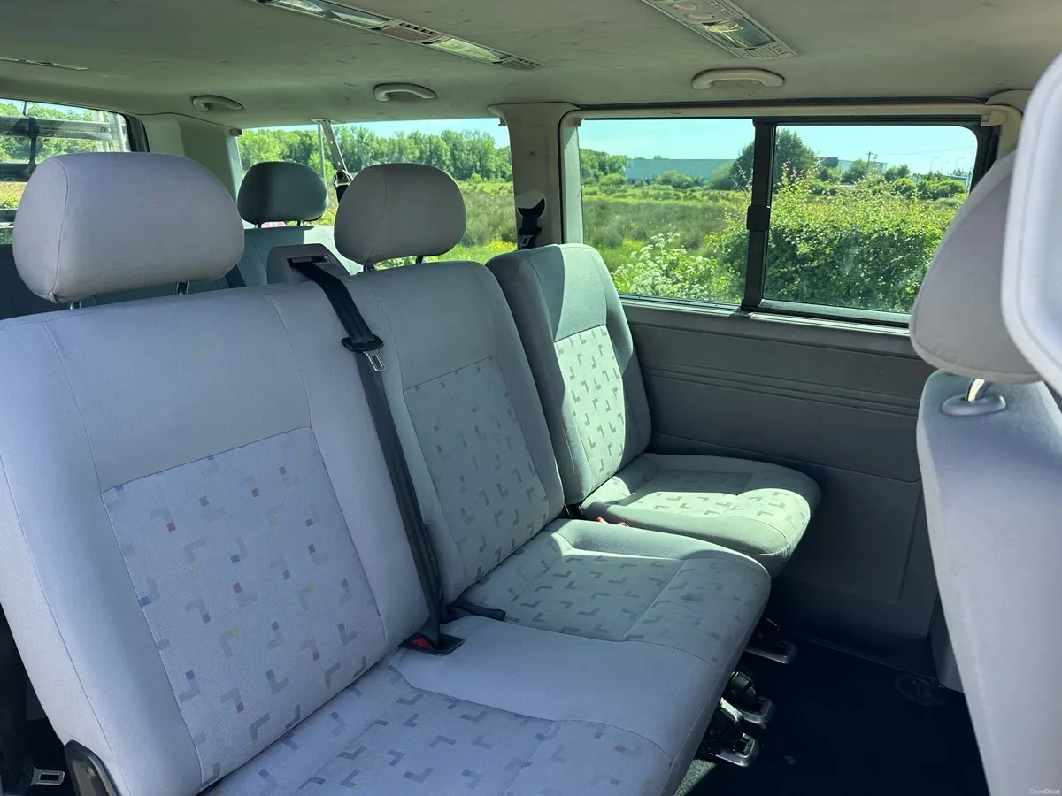 VW Transporter 2.5 TDI - Image 3