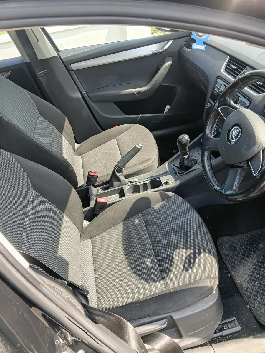 2016 Skoda Octavia 1.6 Diesel 236,000 Km - Image 6