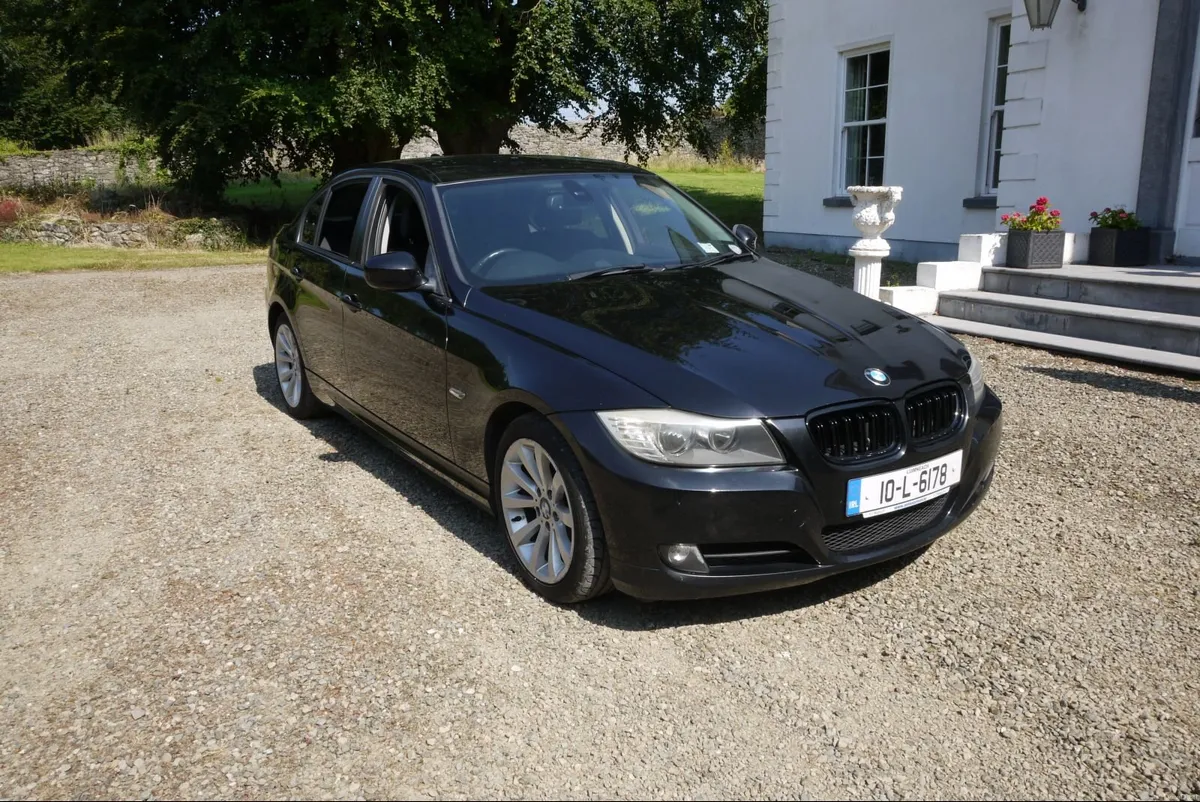 BMW 3-Series SE Highline 2.0  D  2010 - Image 1