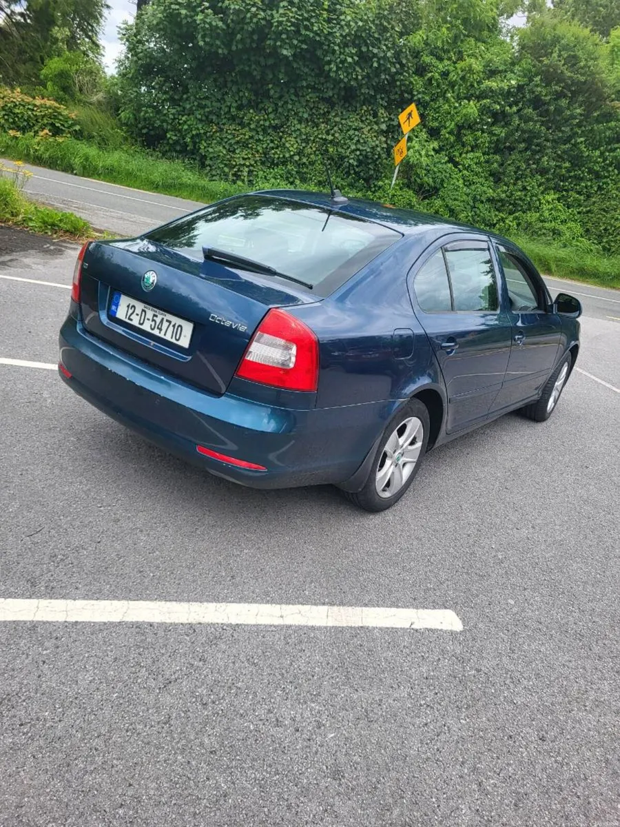 Car - Image 1