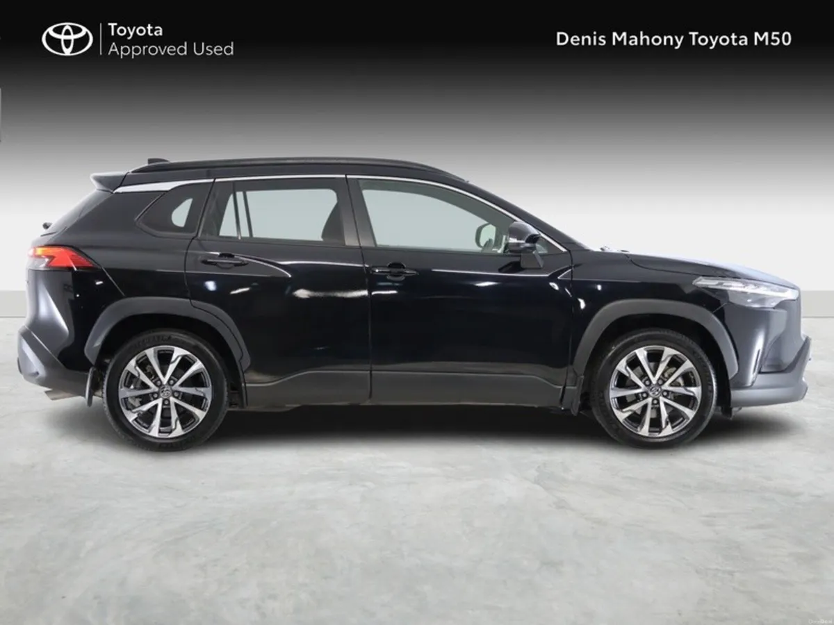 Toyota Corolla Cross Sol Hybrid - Image 3