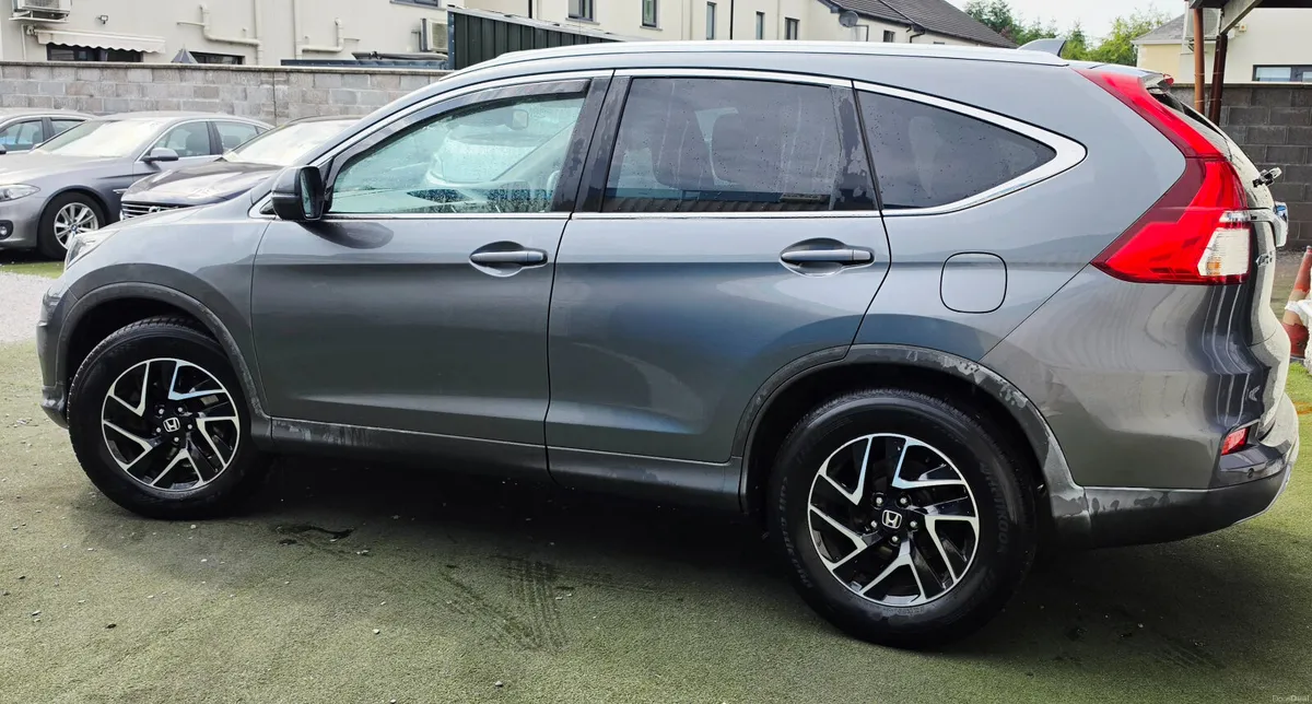 Honda CR-V 1.6 i-dtec 160bhp AWD NCT TAX - Image 3