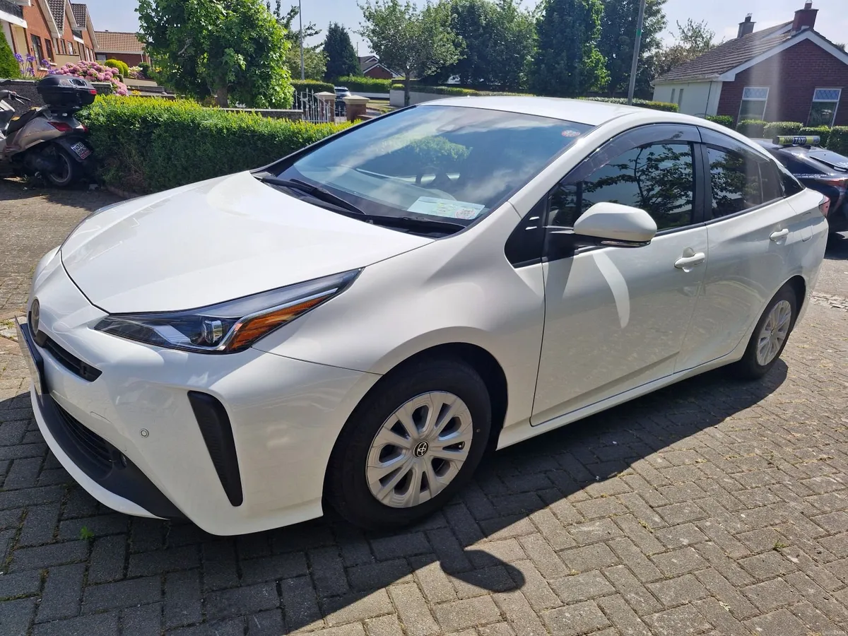 Toyota Prius 2020 /2   Hybrid1.8petrol - Image 2