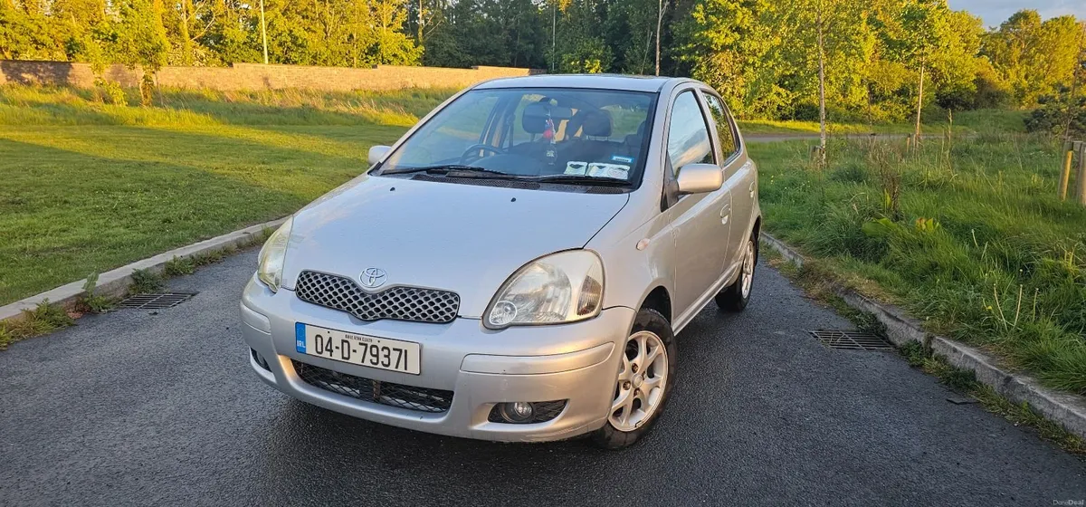 Toyota Yaris 2004 - Image 1