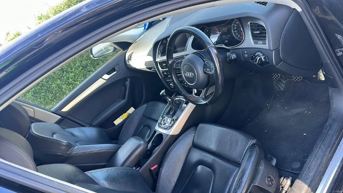 Audi A4 2014 - Image 2