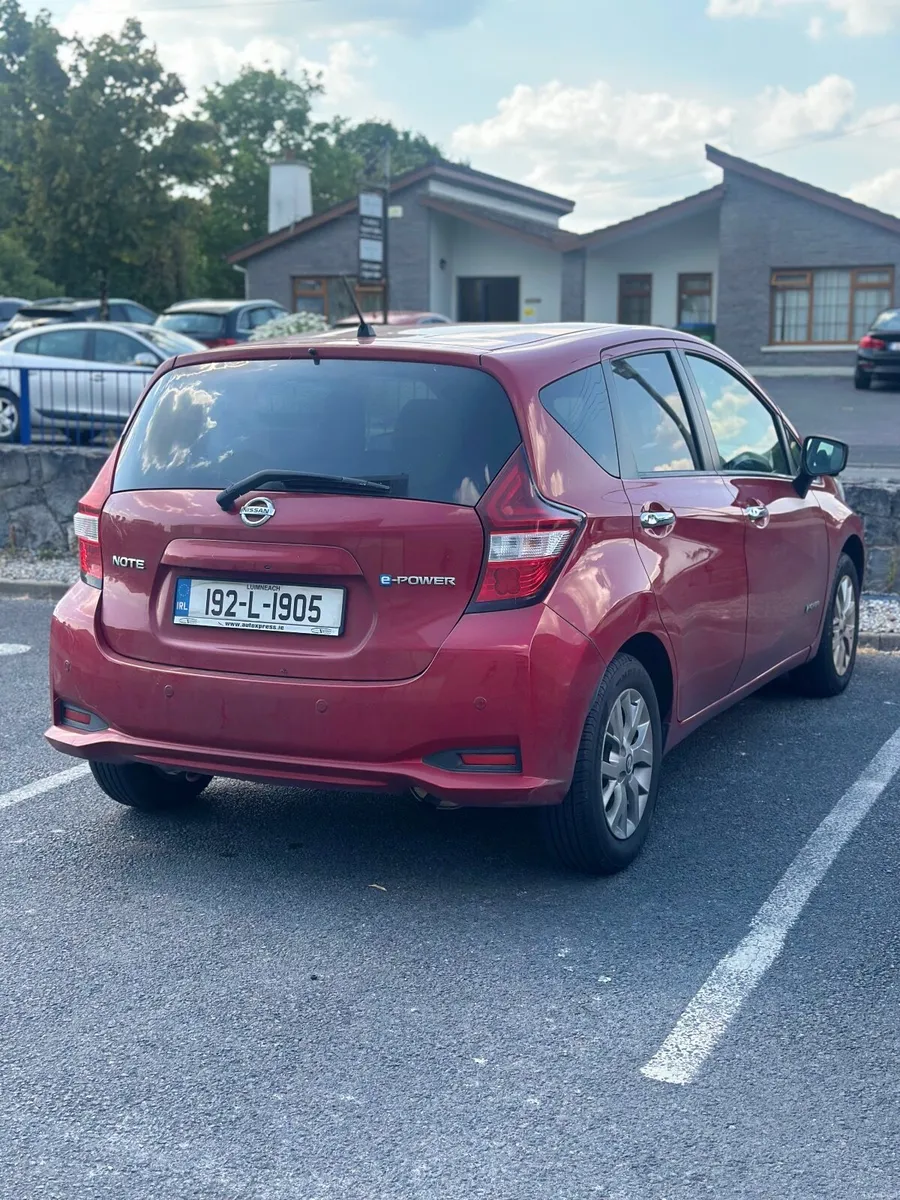 Nissan Note 2019 64000 km - Image 2