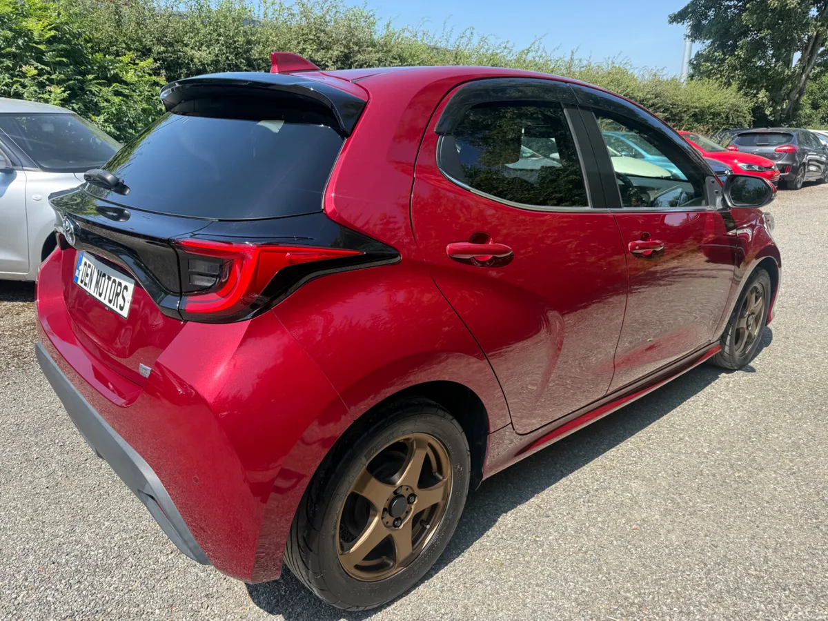 Toyota Yaris best spec!!! - Image 4
