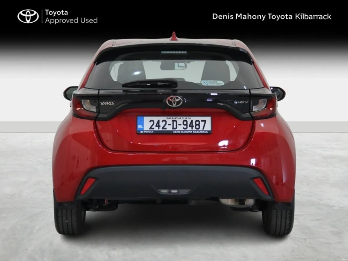 Toyota Yaris HYBRID 115 LUNA - Image 4