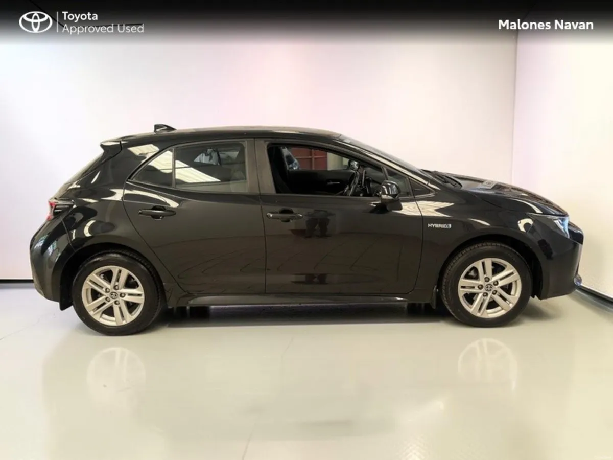Toyota Corolla COROLLA HYBRID LUNA H/B - Image 3