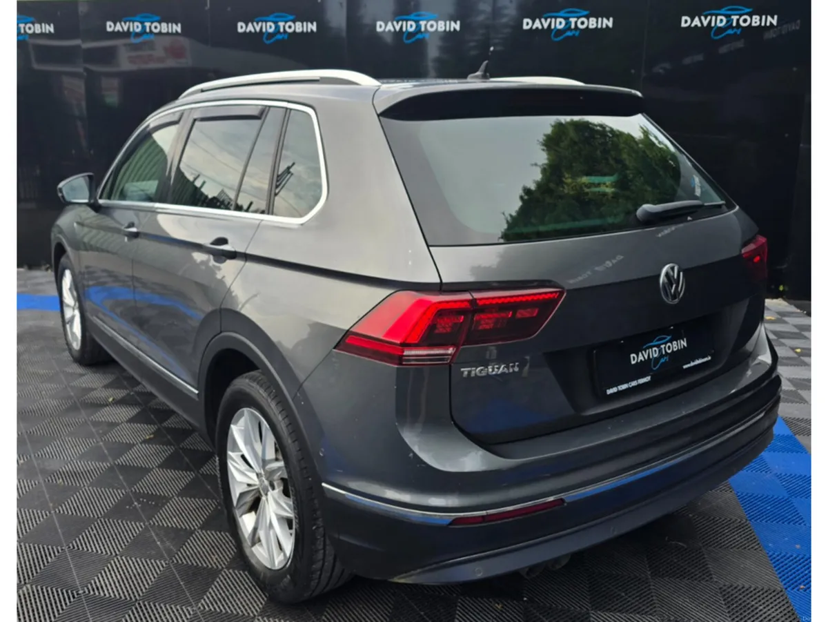 Volkswagen Tiguan HIGHLINE 2.0 TDI AUTO LOW MILEAG - Image 3
