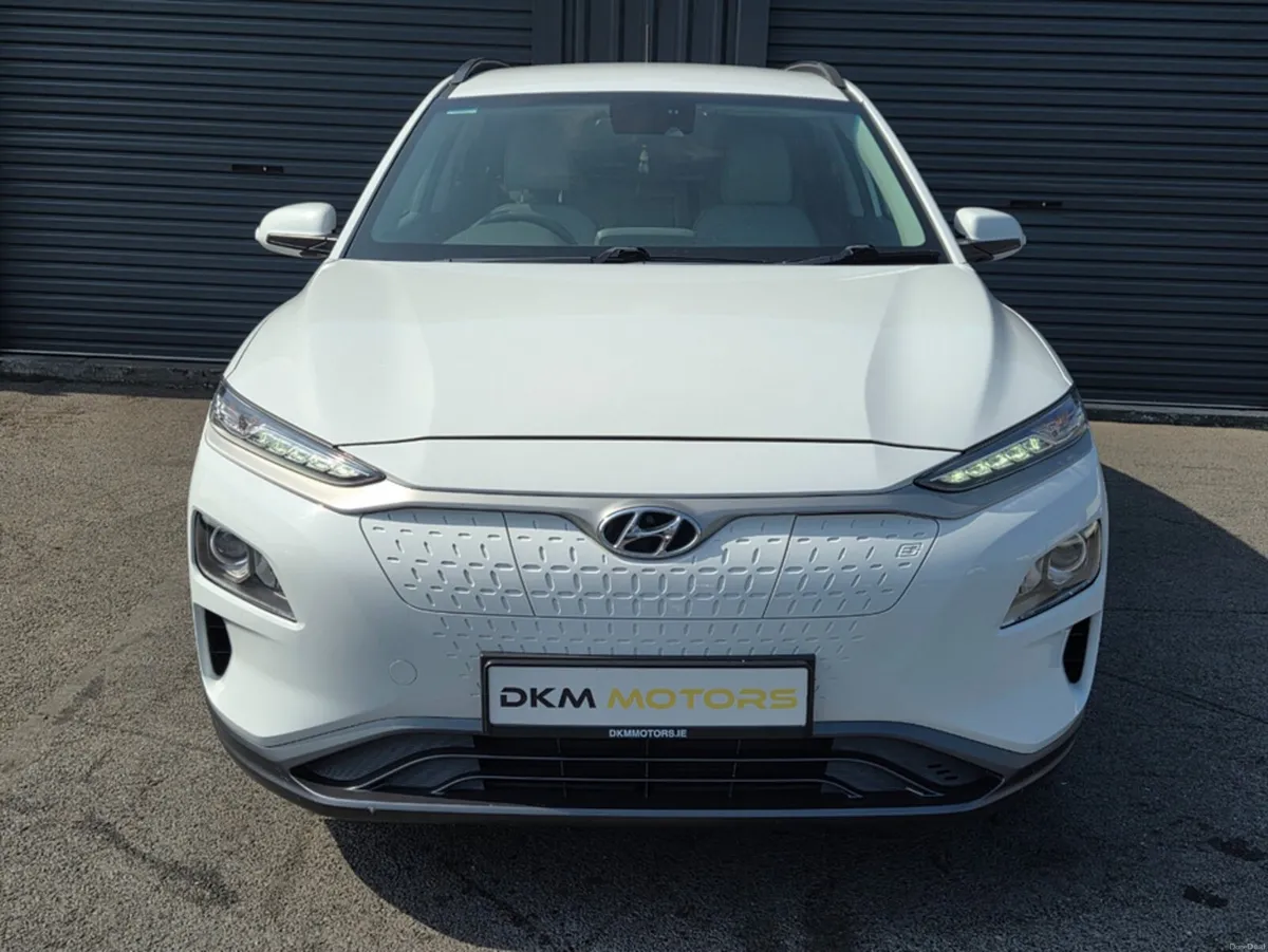 Hyundai KONA KAUAI ELECTRIC 5DR AUTO - Image 2