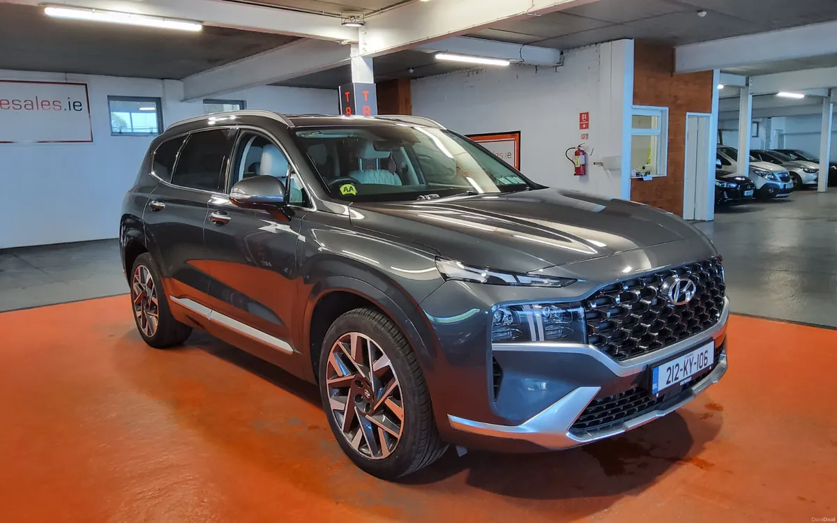 Hyundai Santa Fe 2021 - Image 1