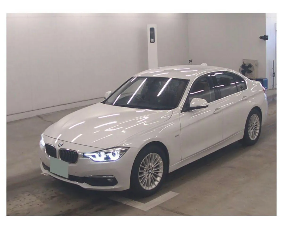 BMW 320d 2018 Automatic Japanese Import - Image 1