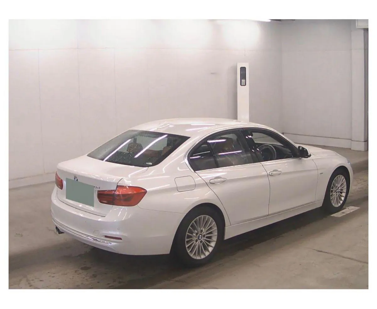 BMW 320d 2018 Automatic Japanese Import - Image 3
