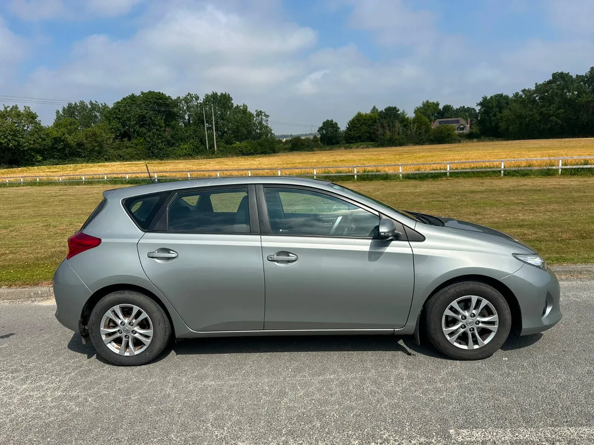Toyota Auris 2013 1.4 D4D - Image 3