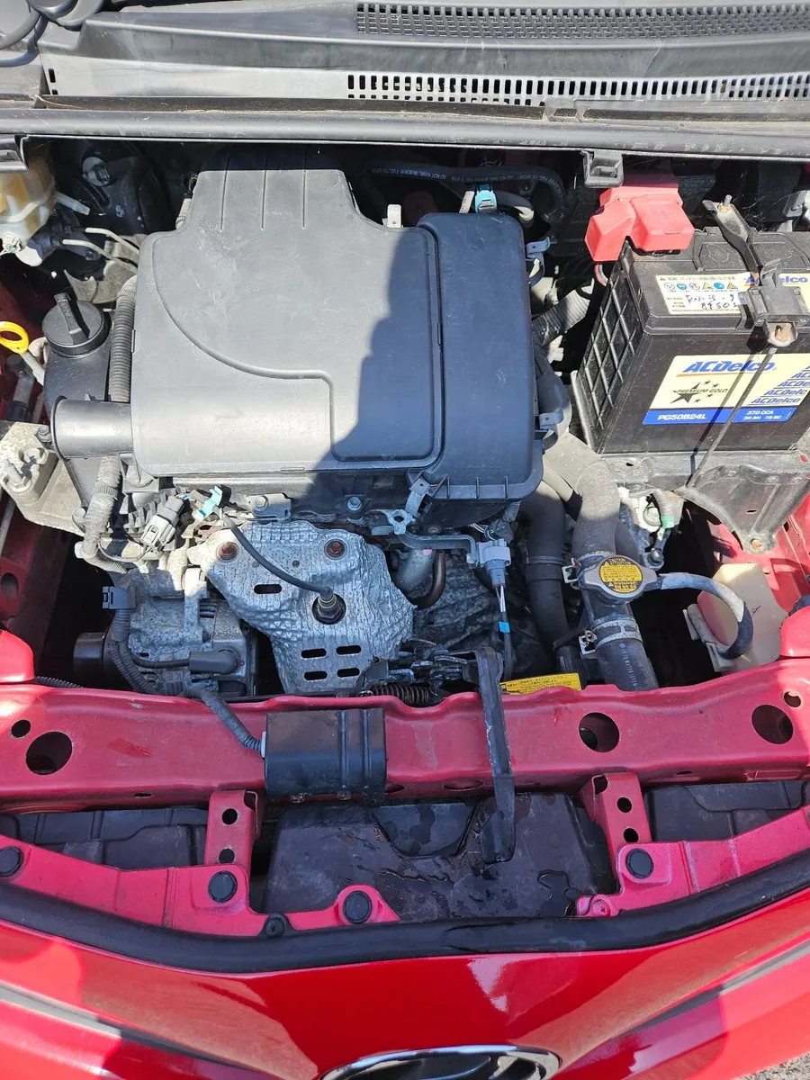 Toyota Vitz 2014 - Image 3