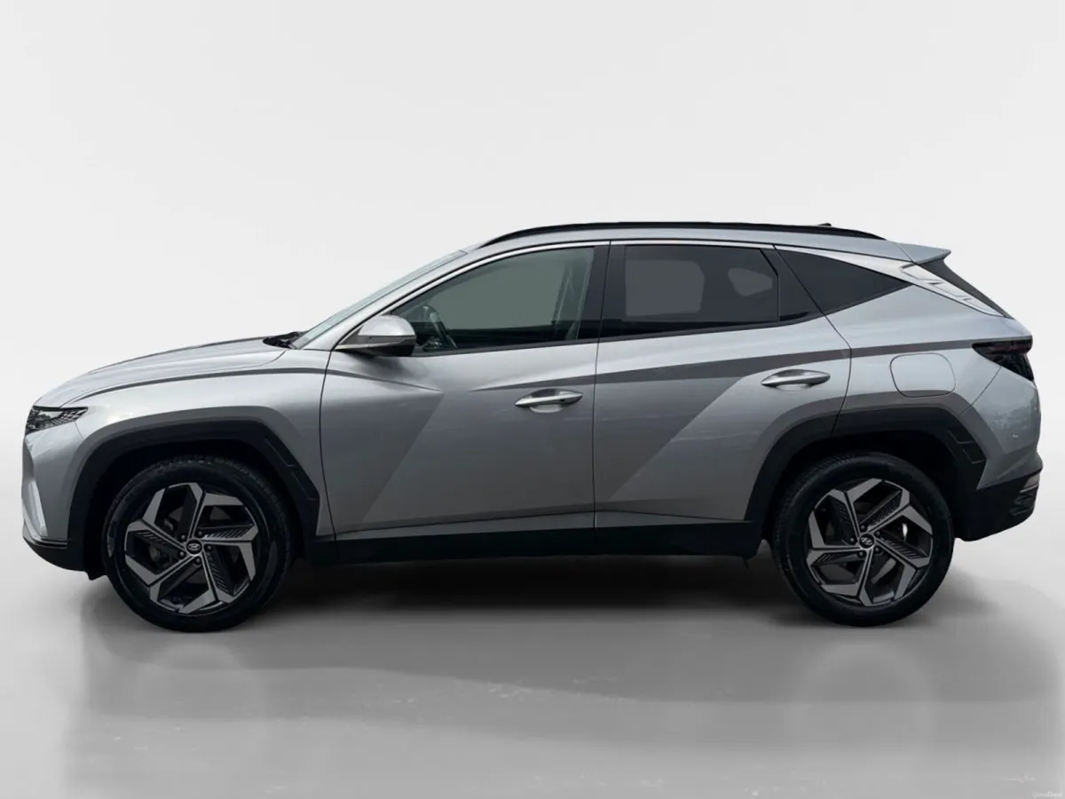 Hyundai Tucson 2WD Executive Plus HEV Auto - Image 4