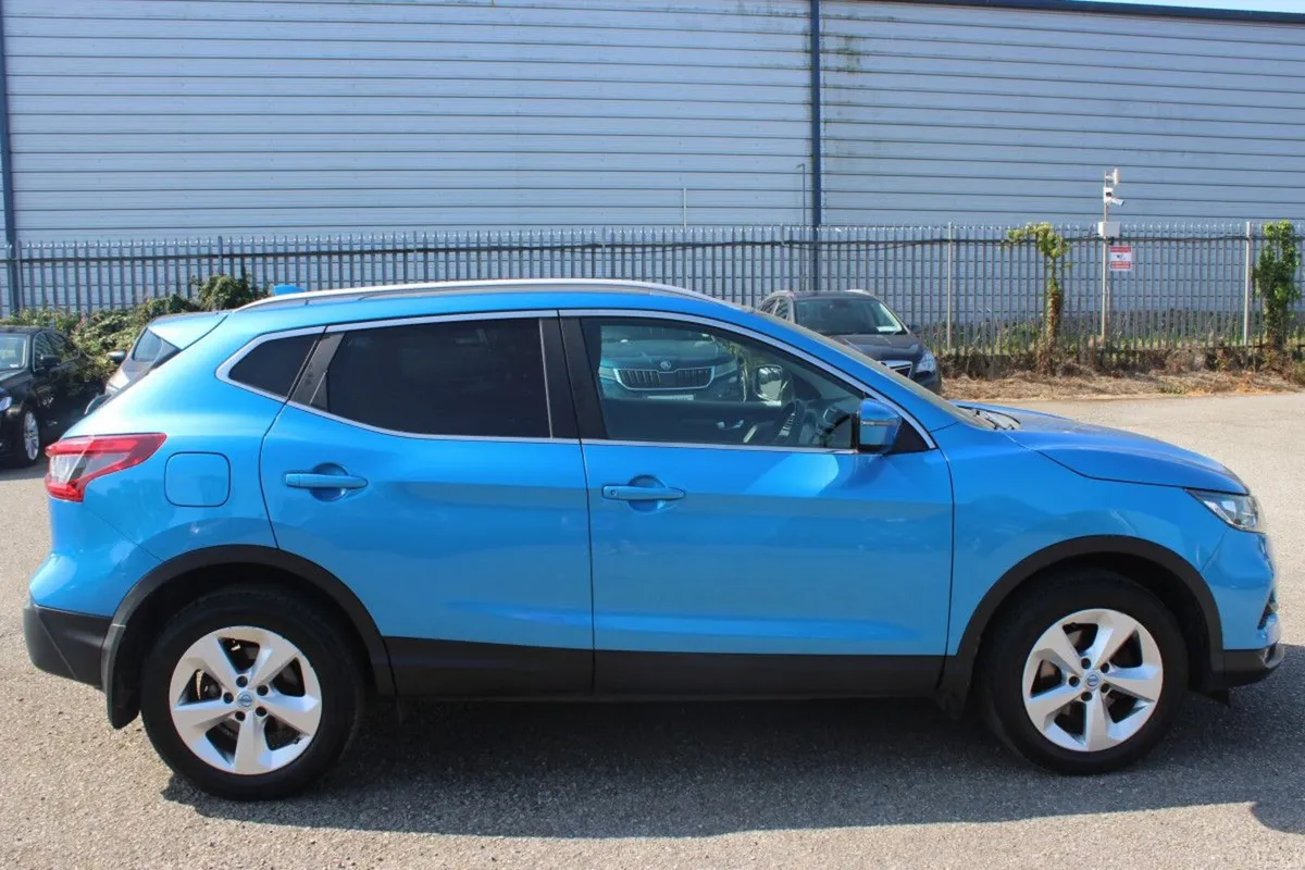 Nissan Qashqai 1.2 PET SV(TENDER 25) - Image 3