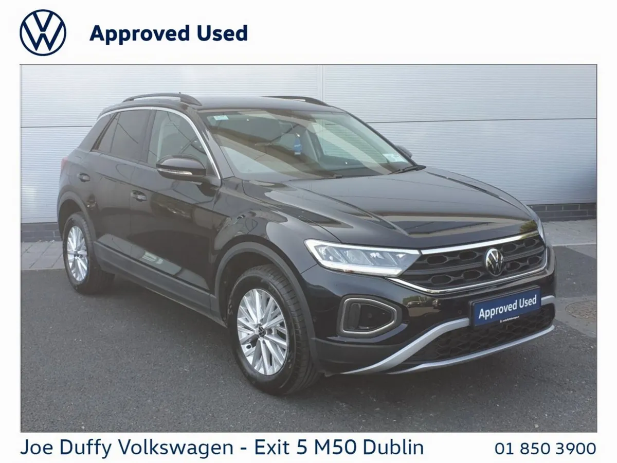 Volkswagen T-Roc LIFE 1.0 TSI 110HP MANUAL - Image 1