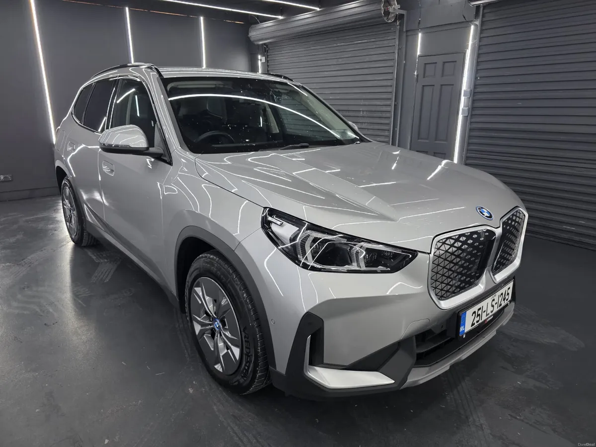 BMW iX1 2025 HUGE SPEC - Image 3