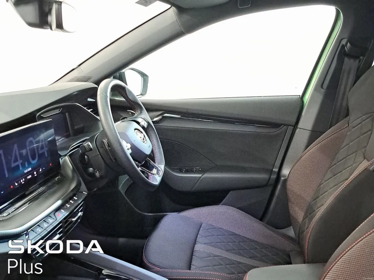 Skoda Octavia OCTAVIA C RS 2.0TDI 200HP DSG - Image 4
