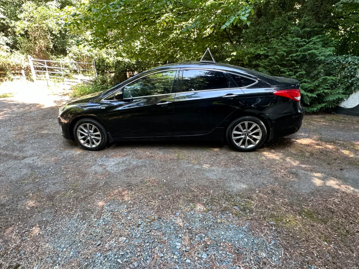 Hyundai i40 2015 - Image 1