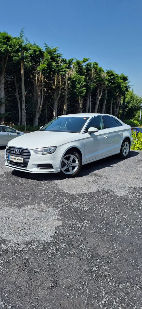 2017 AUDI A3 SUDAN AUTOMATIC - Image 4