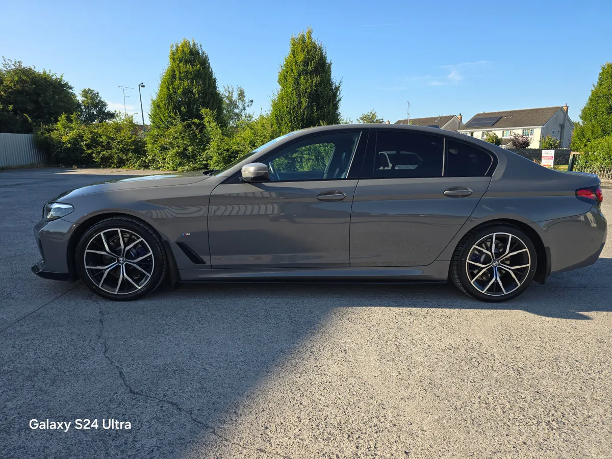 BMW 5-Series 520d M Sport LCI FACELIFT - Image 4