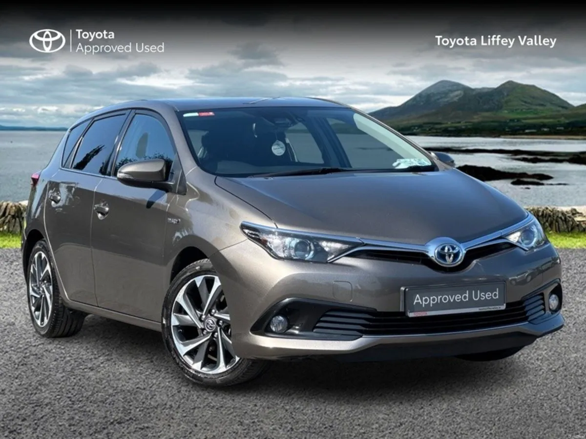 Toyota Auris HYBRID SOL 4DR AUTO - Image 1